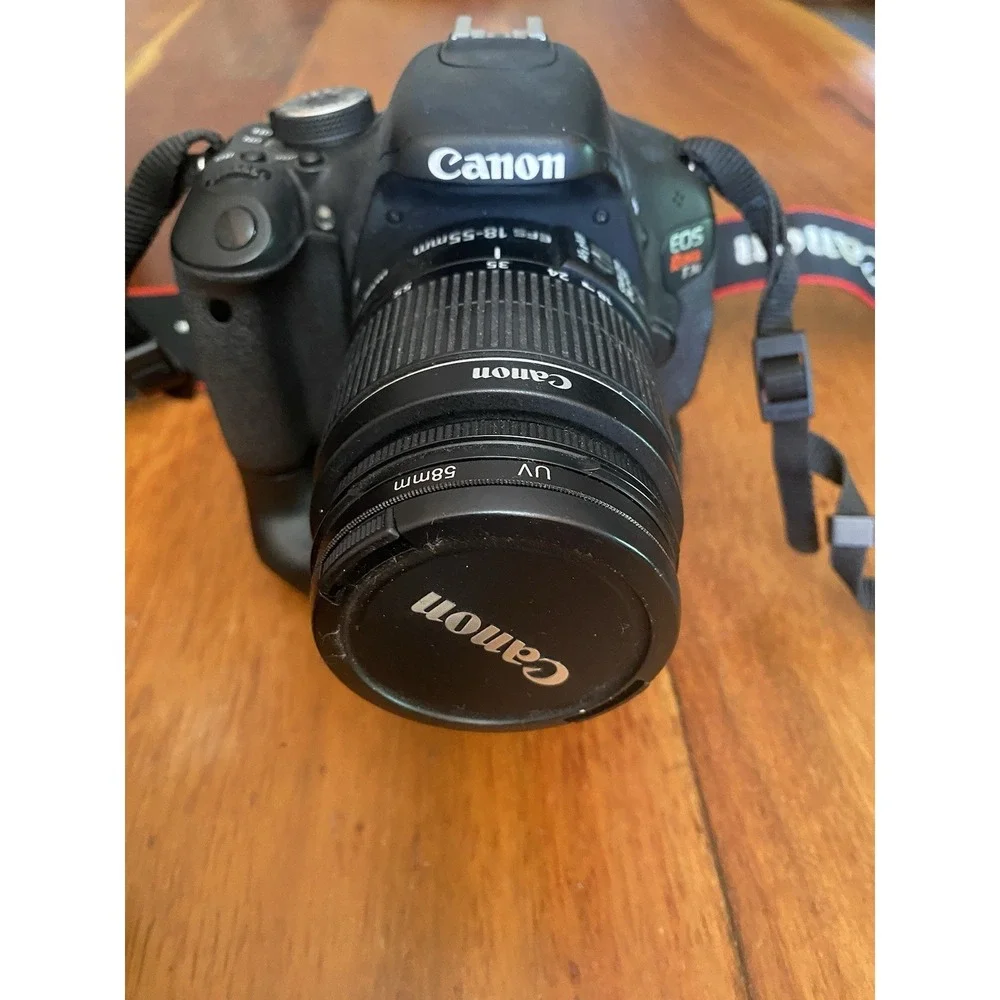 Canon EOS Rebel T3I 18 MP Digital SLR Camera with two Lenses, Charger And Bag